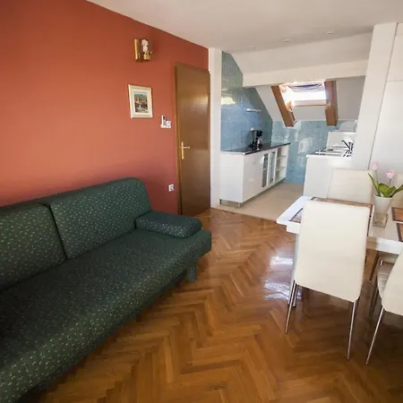 Apartament 8253d