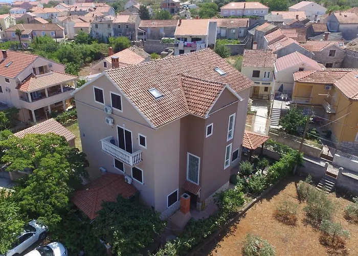 8253d * Куклица